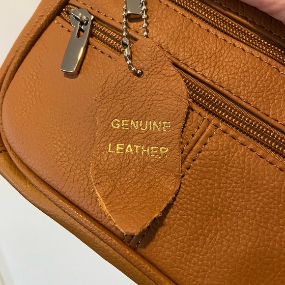 BRAND NEW Brown Leather Crossbody or Shoulder Purse/Bag - Picture 4 of 5